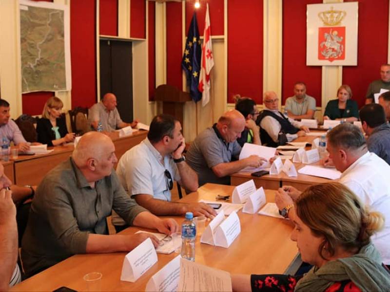 ცაგერის მუნიციპალიტეტის საკრებულოში 1 ივნისს მორიგი სხდომა გაიმართა